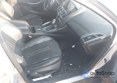 2012 Ford Focus Titanium из США, поврежденный, VIN 1FAHP3N21CL297282